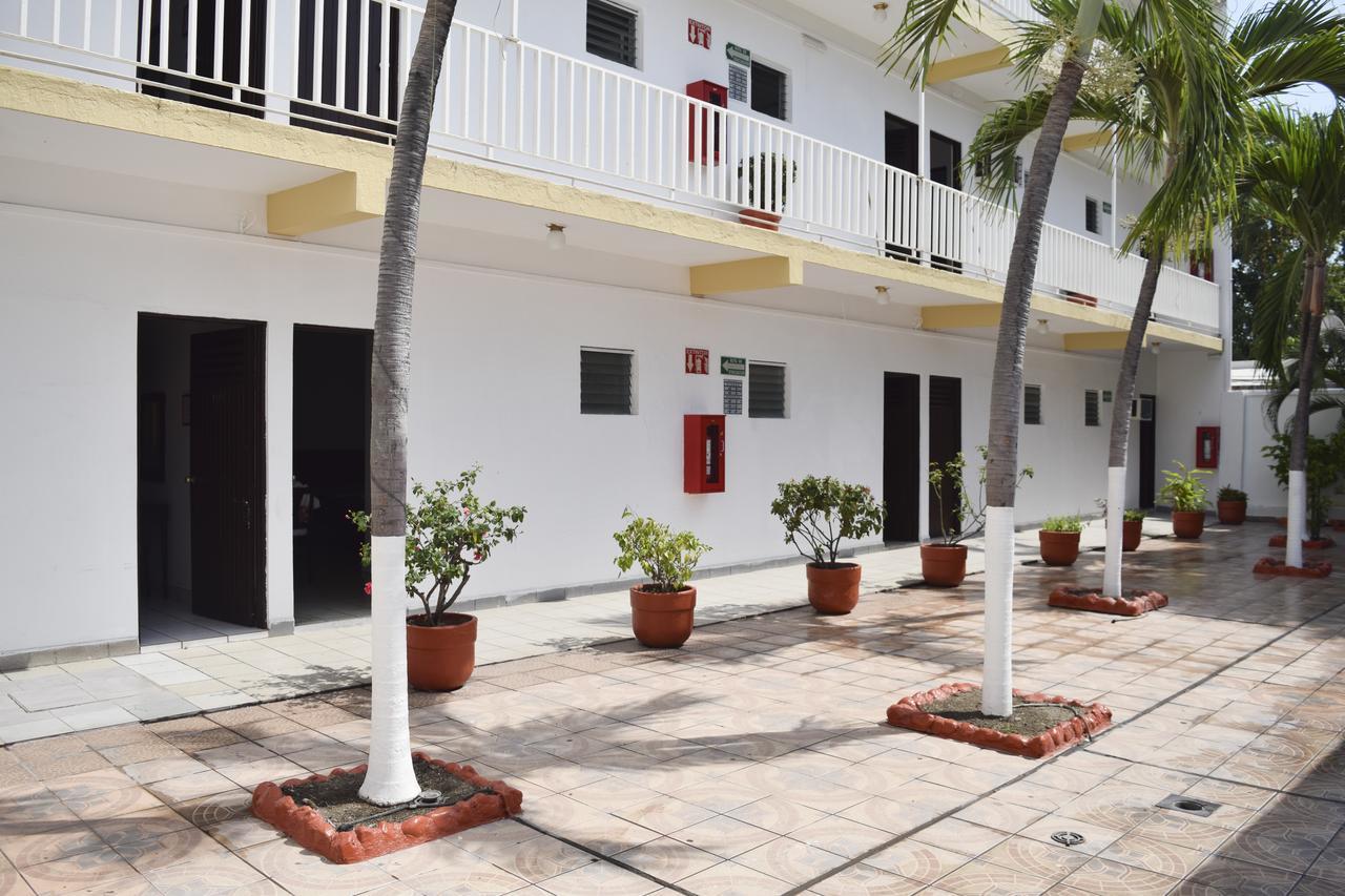 Hotel Lb Manzanillo Zewnętrze zdjęcie